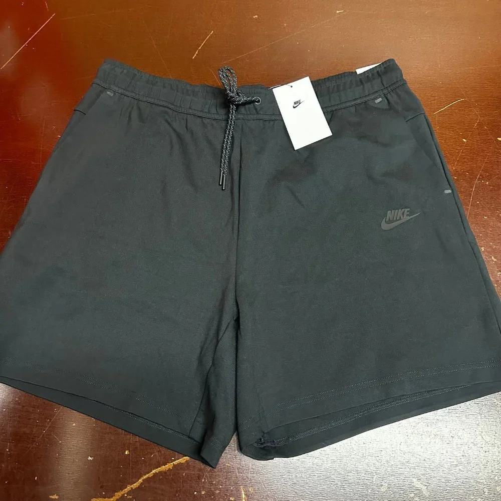 Nike Mens Black Sportswear Tech Fleece Lightweight Athletic Shorts Size XL - Picture 1 of 5